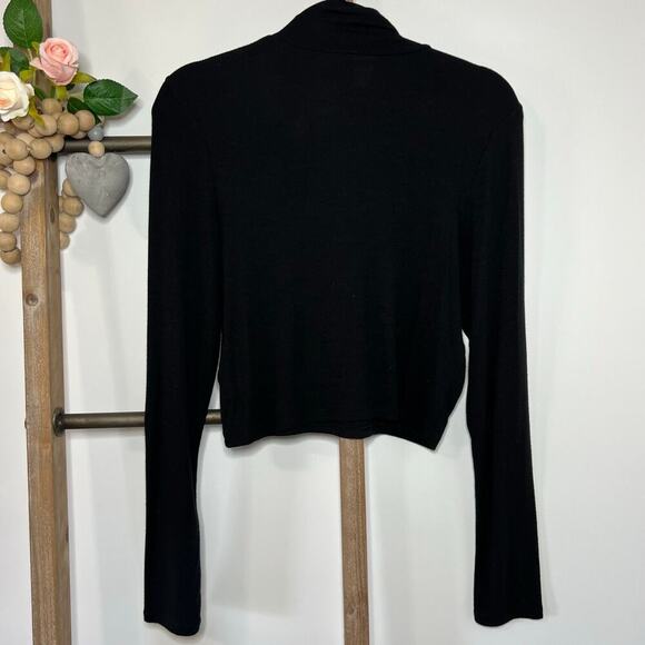 Wilfred‎ Long Sleeve Mock Neck Black Lightweight Top Size Large - Picture 4 of 6